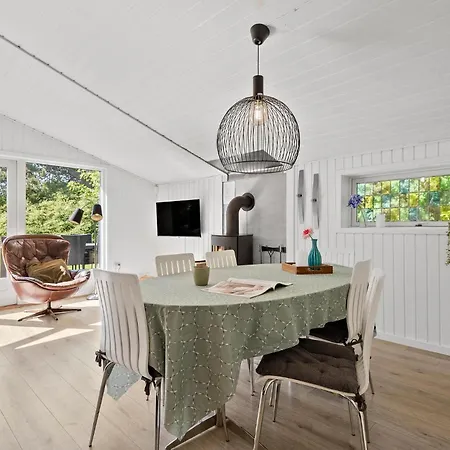 Noddehaven Iii Holiday home *